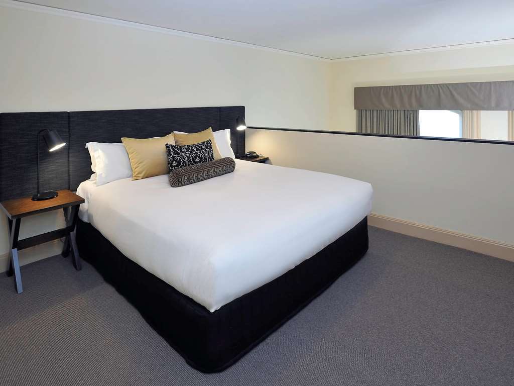Grand Hotel Melbourne Room photo